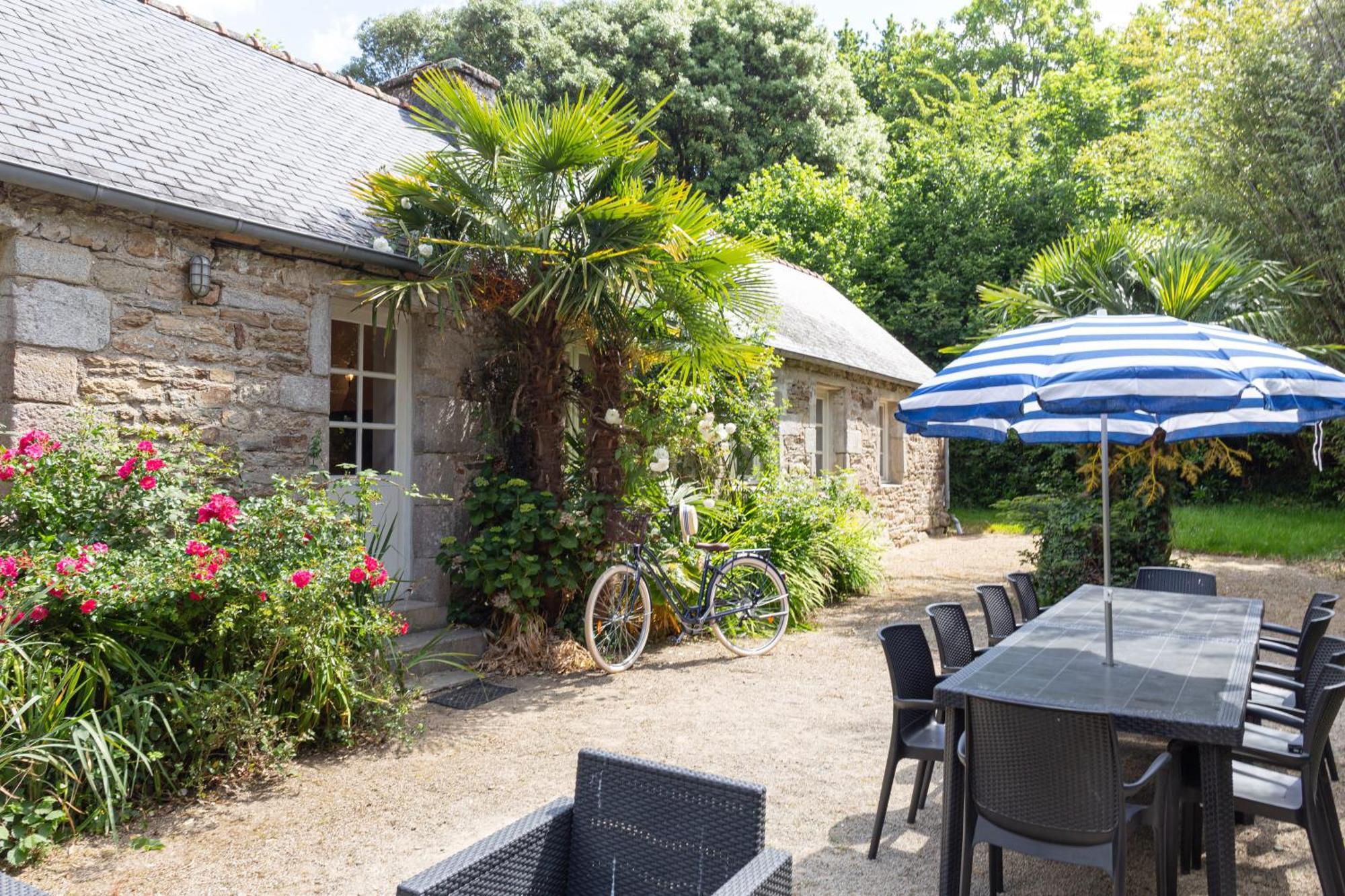 Camping De L'Orangerie De Lanniron Quimper Eksteriør billede