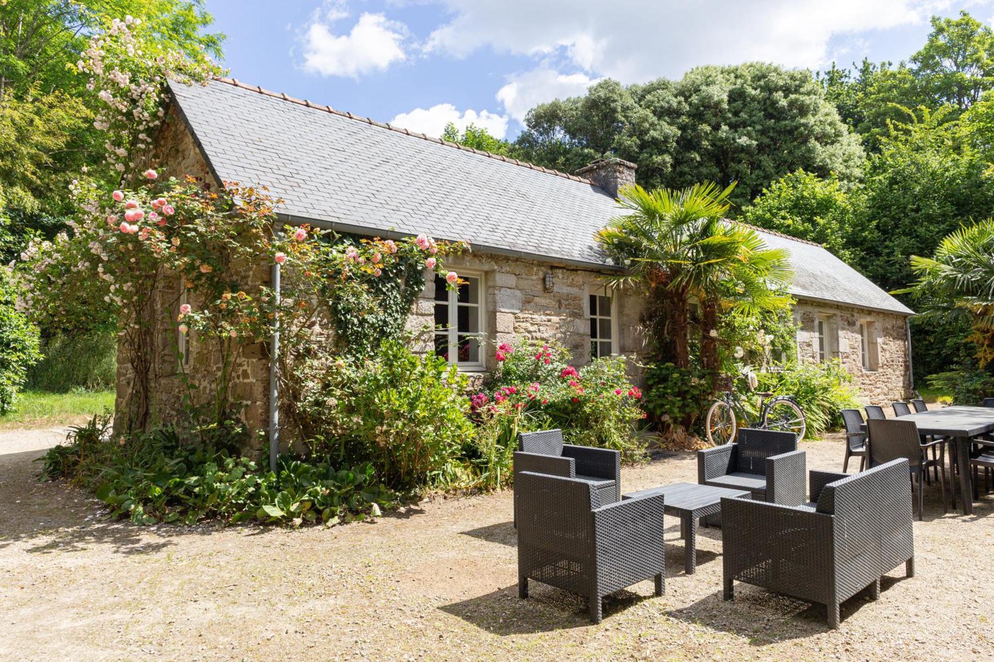 Camping De L'Orangerie De Lanniron Quimper Eksteriør billede